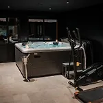So'lodge & Piscine Σπίτι διακοπών