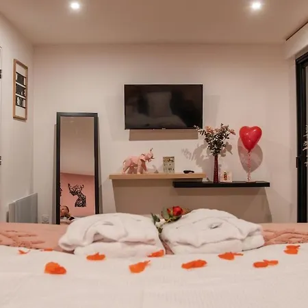 Prázdninový dům So'lodge & Piscine *